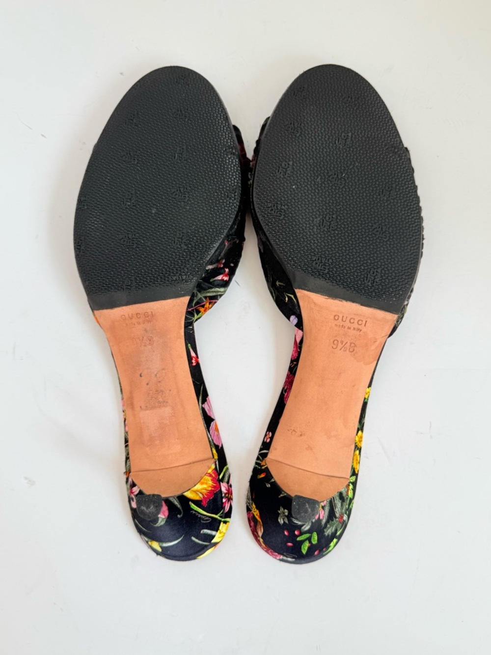 Gucci Flora Satin Bow Mule Heels Black Floral Sandals US 9.5 Vintage Y2K - Picture 7 of 9